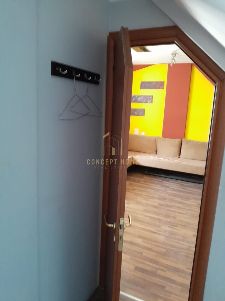 Vendesi duplex 3+1 presso la Residenza Kodra e Diellit 1