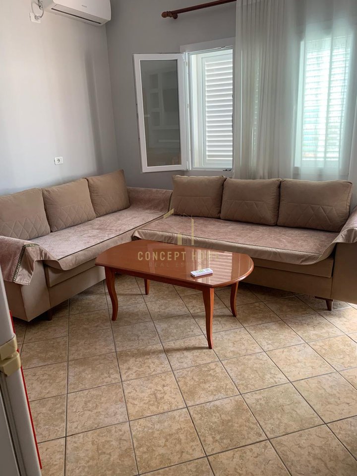 1+1 apartment for rent at Jordan Misja