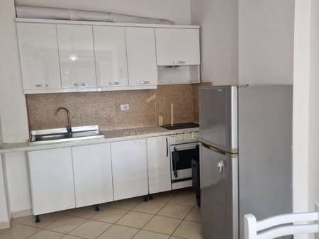 Jepet me qera apartament 1+1 ne Astir