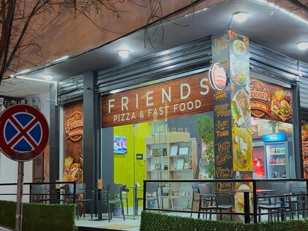 Shitet biznesi (Fast food-Piceri) ne 5 Maj.