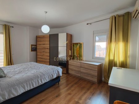 Appartamento 2+1+2 in affitto a Komuna e Parisit