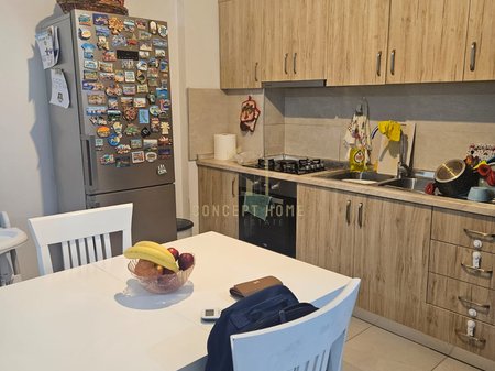 Jepet me qera apartament 2+1 ne Yzberisht(Golden Park)