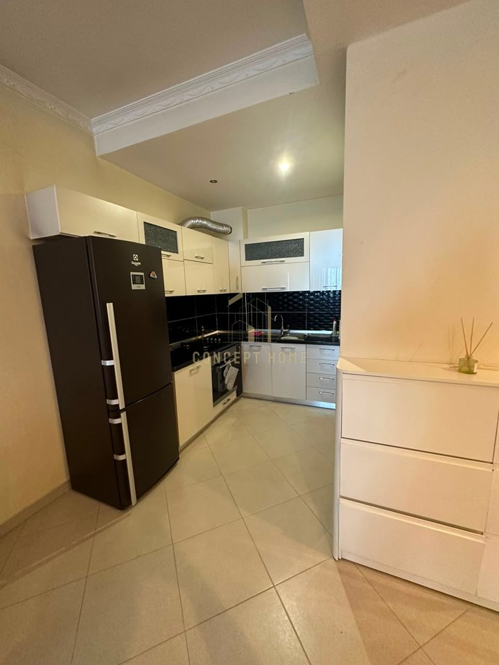 Jepet me qera apartament 1+1 ne Astir
