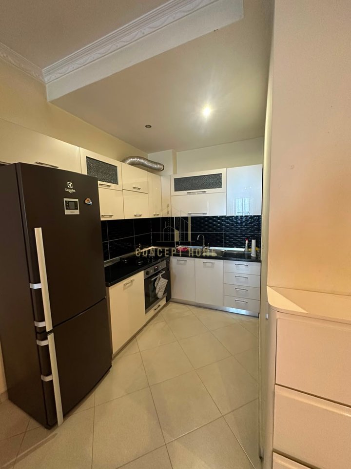 Jepet me qera apartament 1+1 ne Astir
