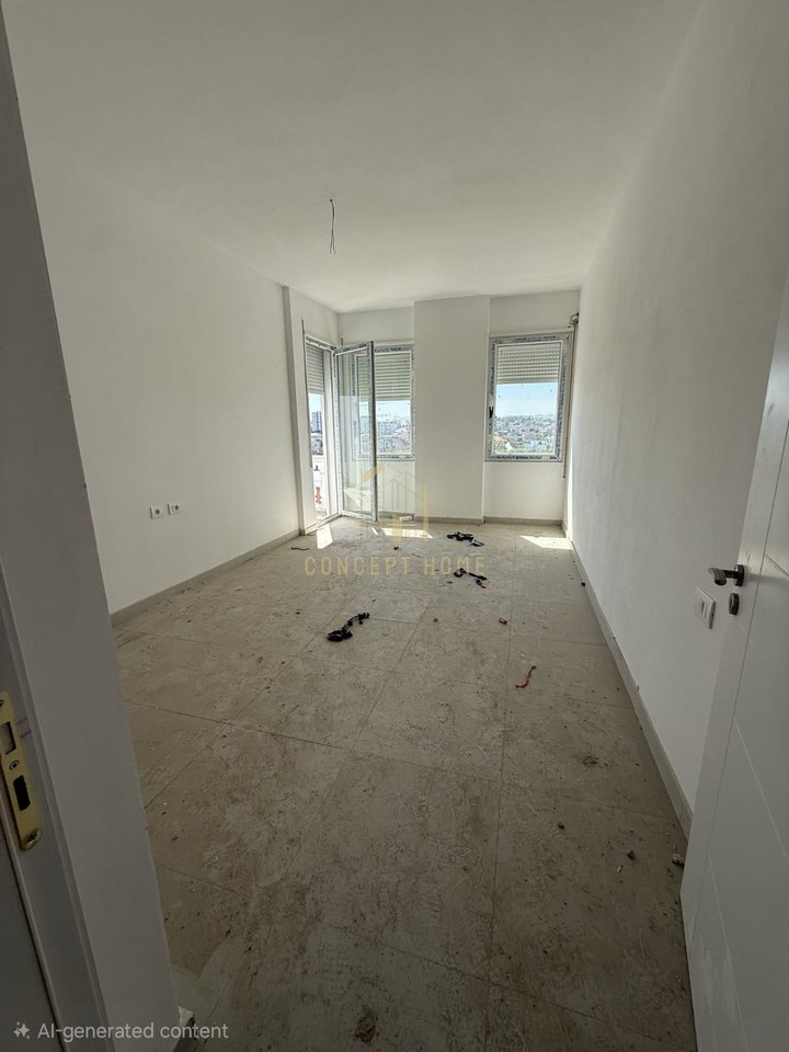 Shitet apartament 2+1+2 ne Kamez