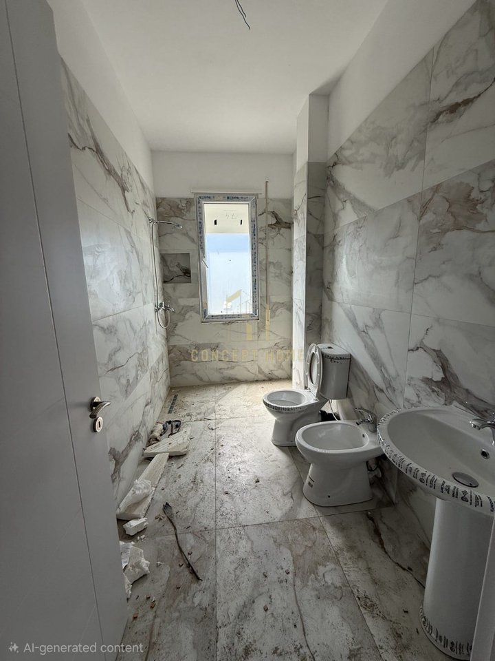 Shitet apartament 2+1+2 ne Kamez