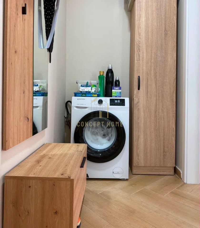 Apartment 1+1+parking space for rent at Rruga e Elbasanit.