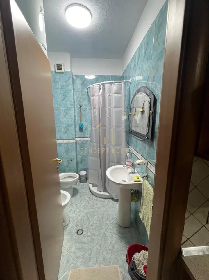 Apartament 1+1 Me Qira në Rruga Fortuzi, Tiranë - 550€ | 65 m²