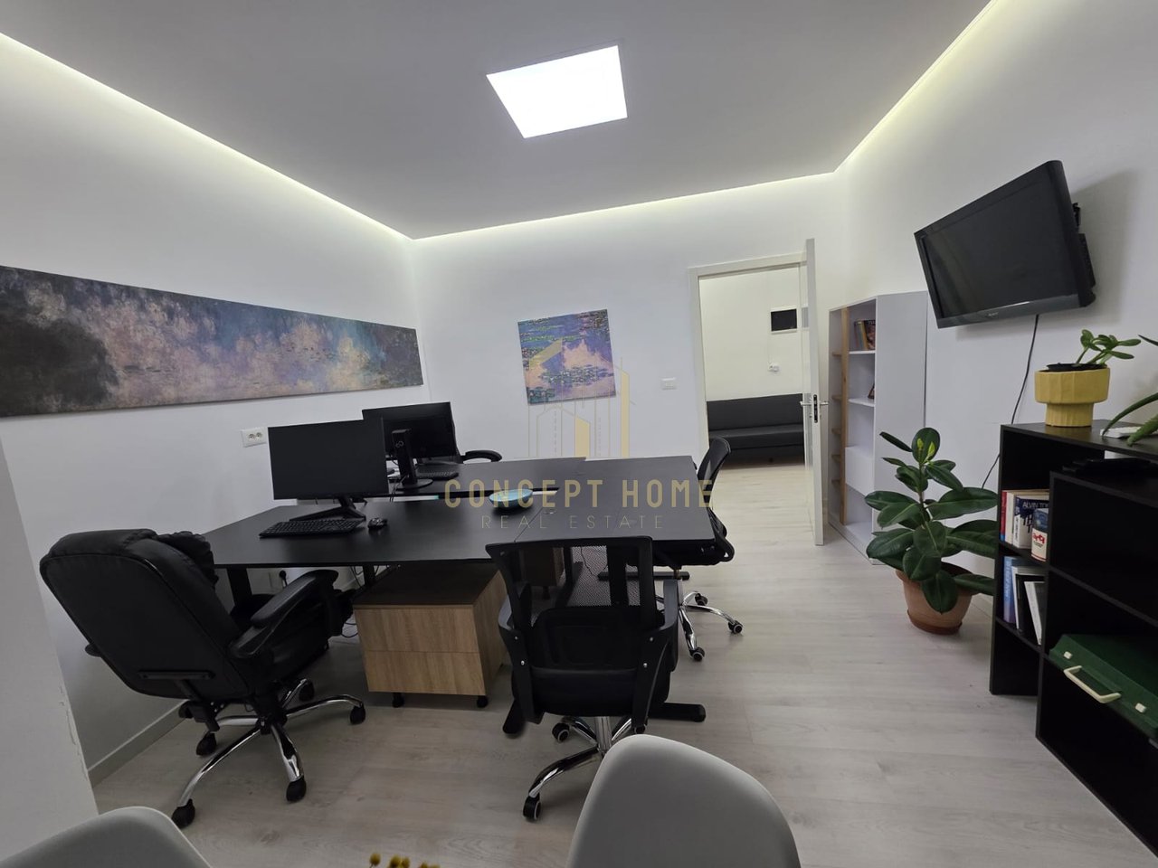 Jepet me qera Ambient per Zyra te Shkolla e Baletit.