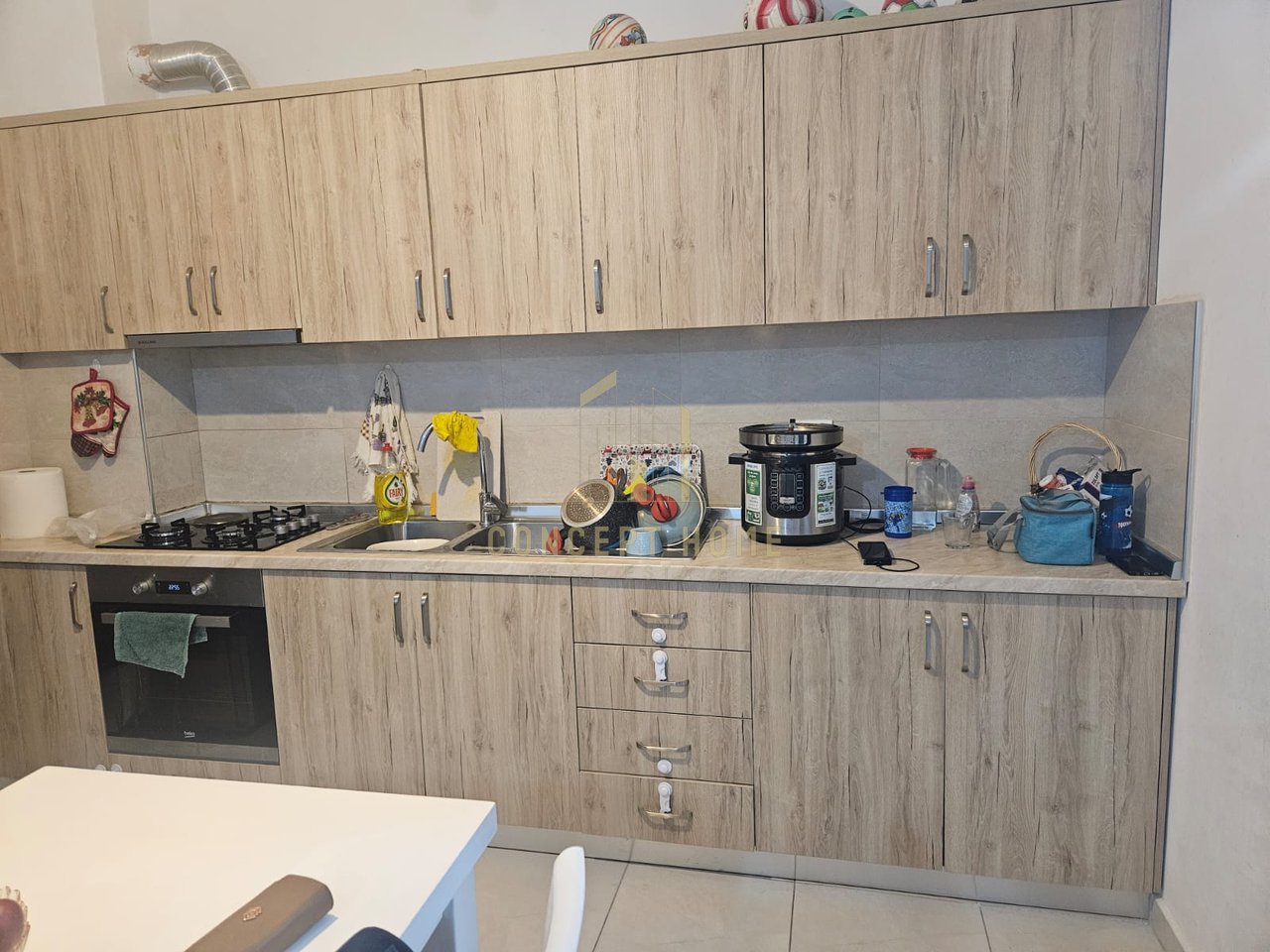 Affittasi appartamento 2+1 a Yzberisht