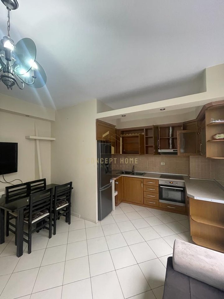 Jepet me qera apartament 2+1+2 ne Astir