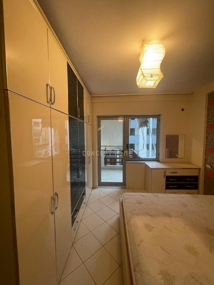 Jepet me qera apartament 2+1+2 ne Astir