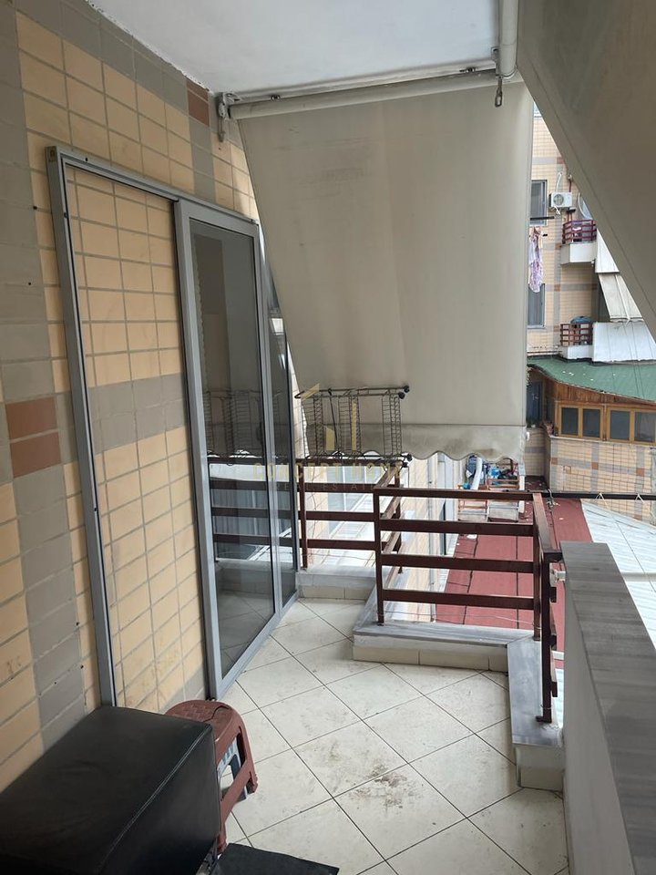 Jepet me qera apartament 2+1+2 ne Astir