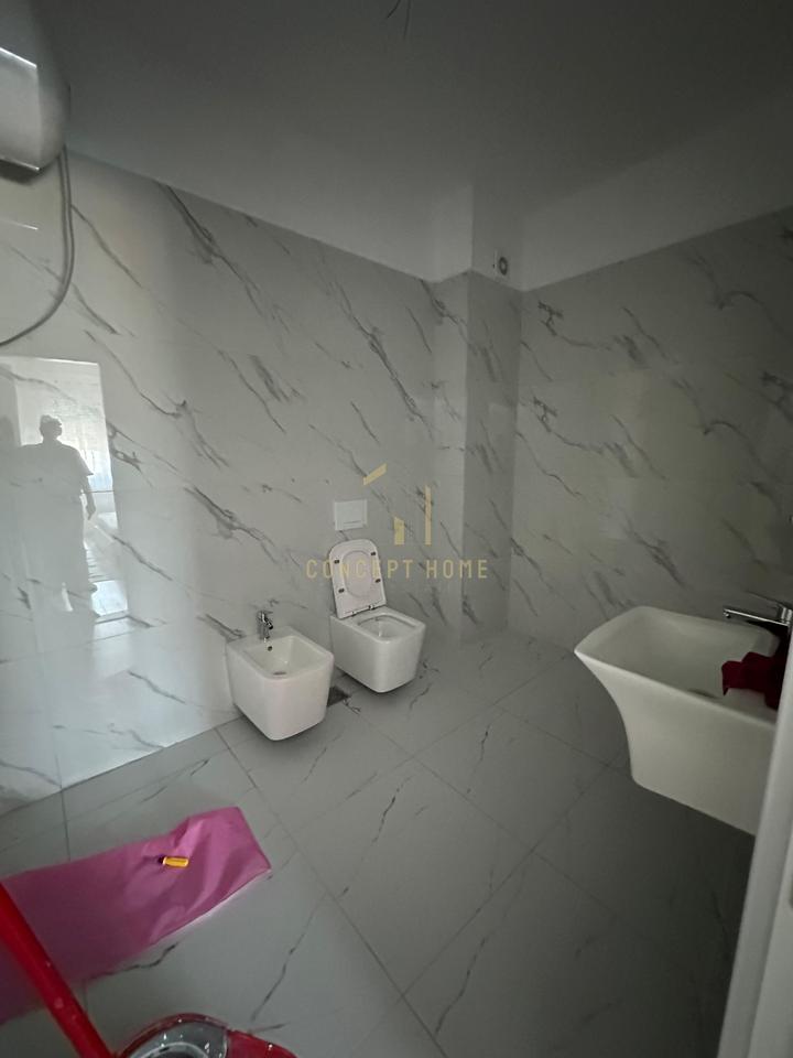 Appartamento 2+1+2 in Affitto a Kamez, Tirana - 500€ | 100 m²