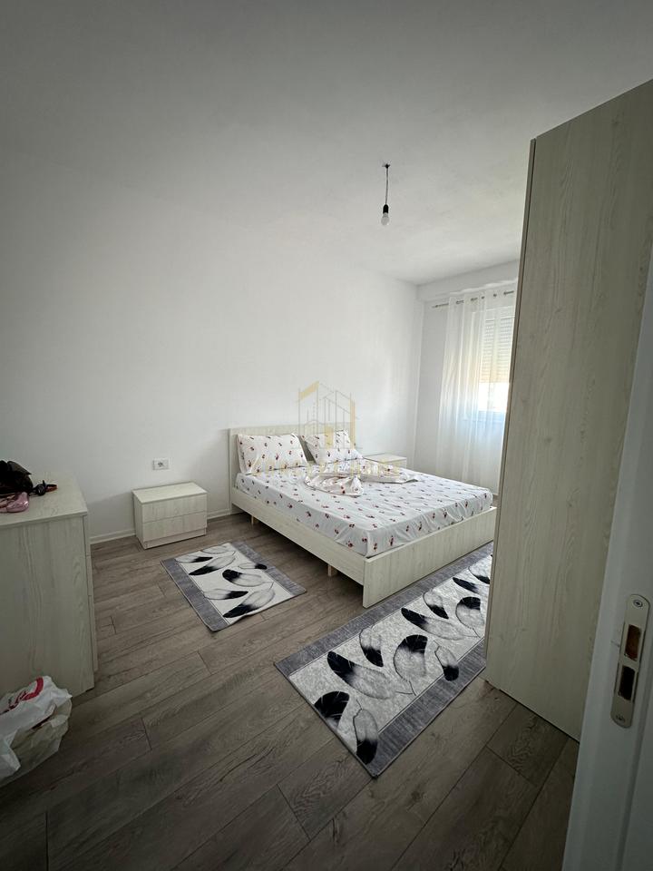 Appartamento 2+1+2 in Affitto a Kamez, Tirana - 500€ | 100 m²