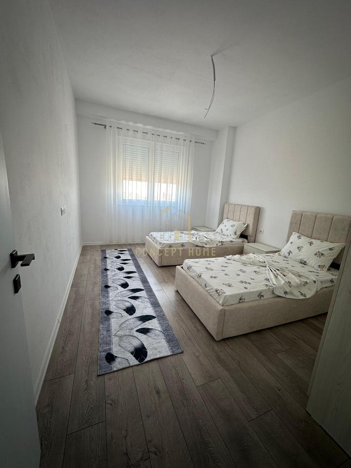 Appartamento 2+1+2 in Affitto a Kamez, Tirana - 500€ | 100 m²