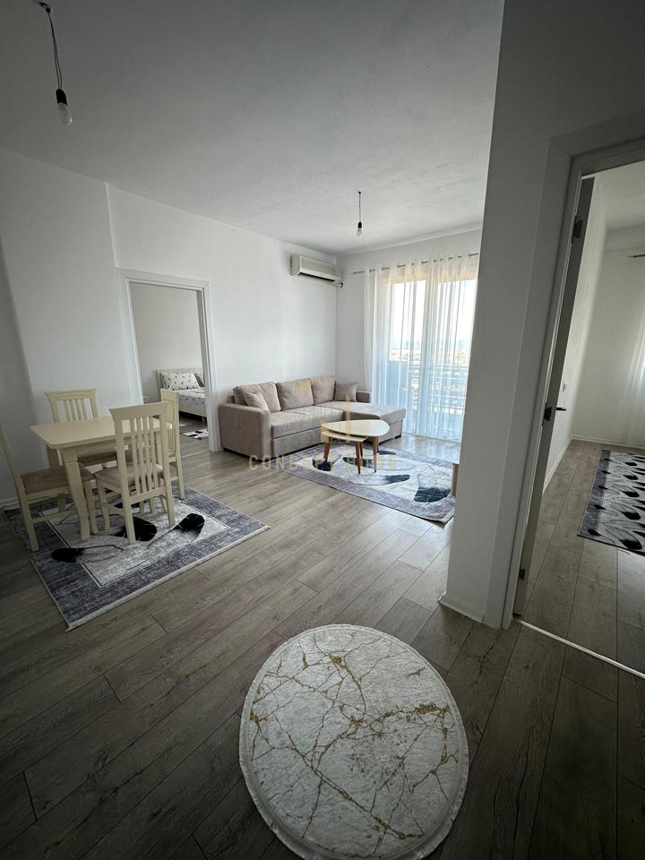 Appartamento 2+1+2 in Affitto a Kamez, Tirana - 500€ | 100 m²
