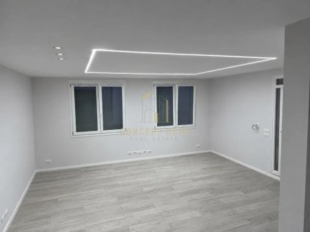 Dyqan Me Qira në Rruga e Elbasanit, Tiranë - 1500€ | 73 m²