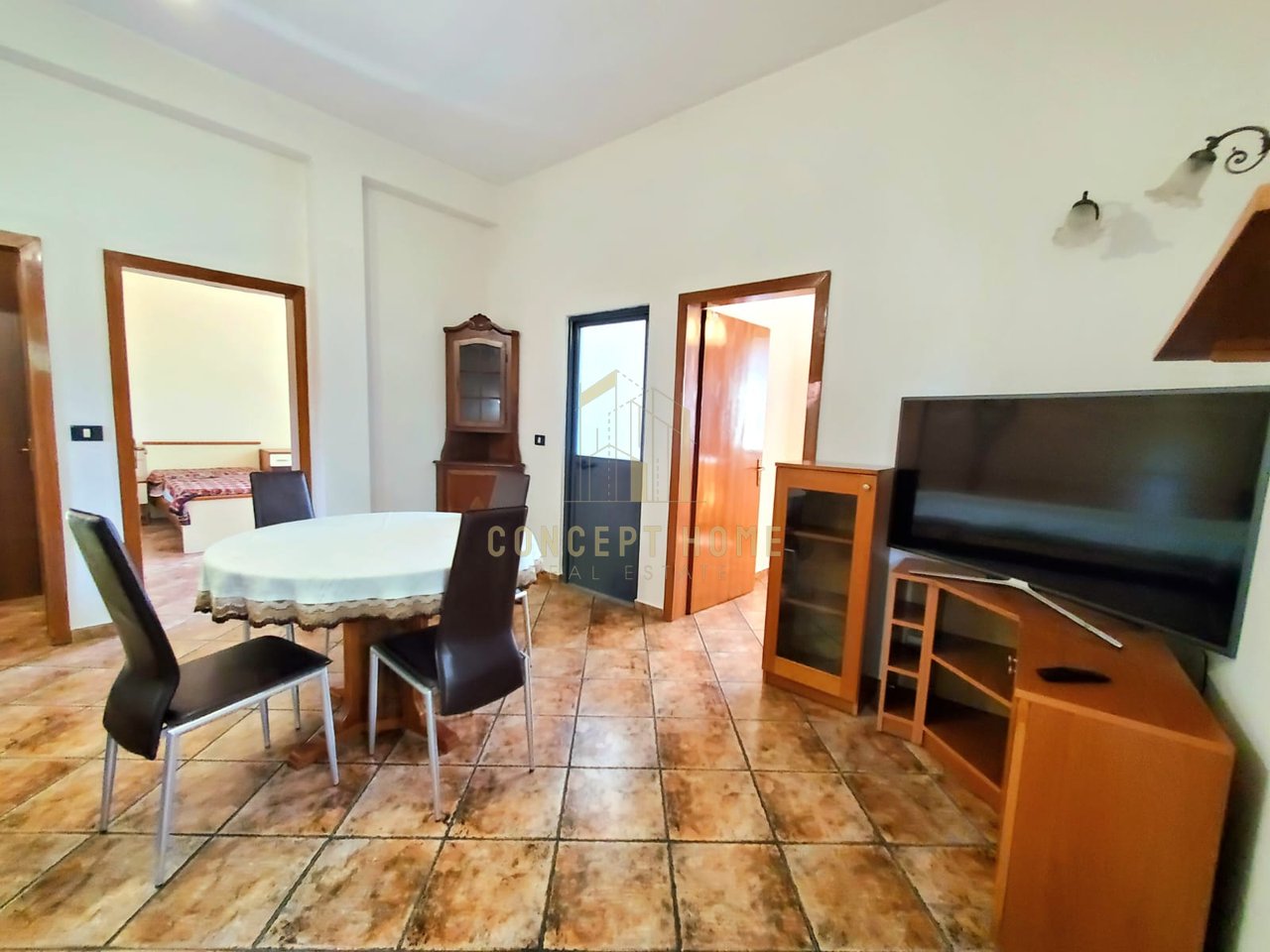 Apartament 2+1 Me Qira në Rruga e Durrësit, Tirana - 550€ | 100 m²