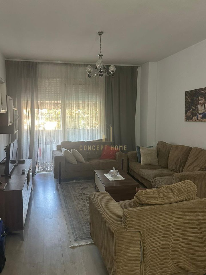 Affittasi appartamento 2+1 ad Astir