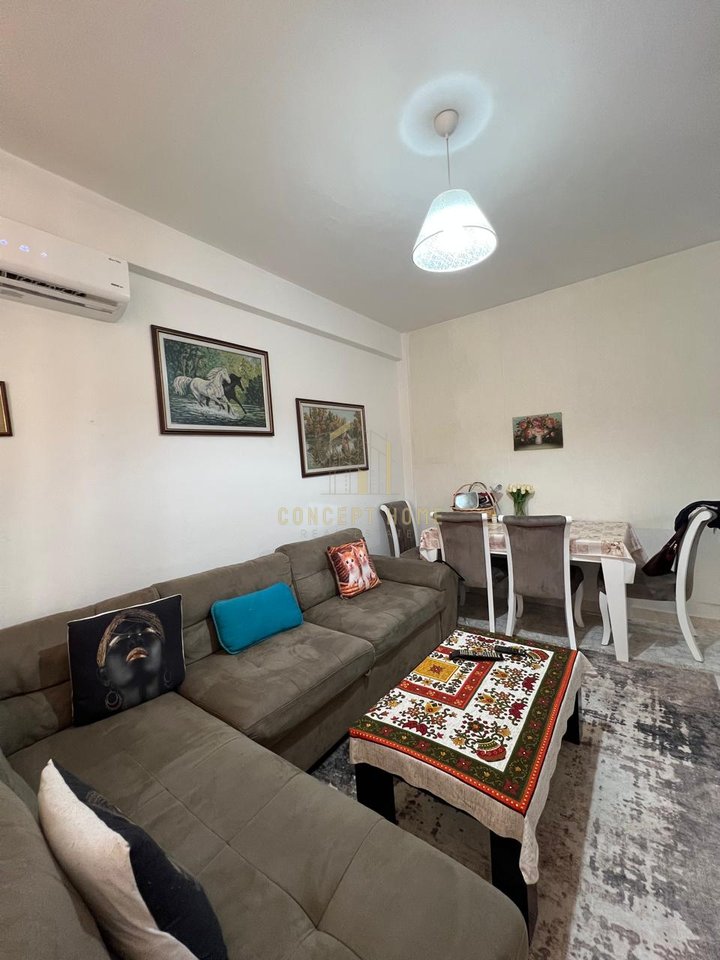 Jepet me qera apartament 2+1 ne Astir.