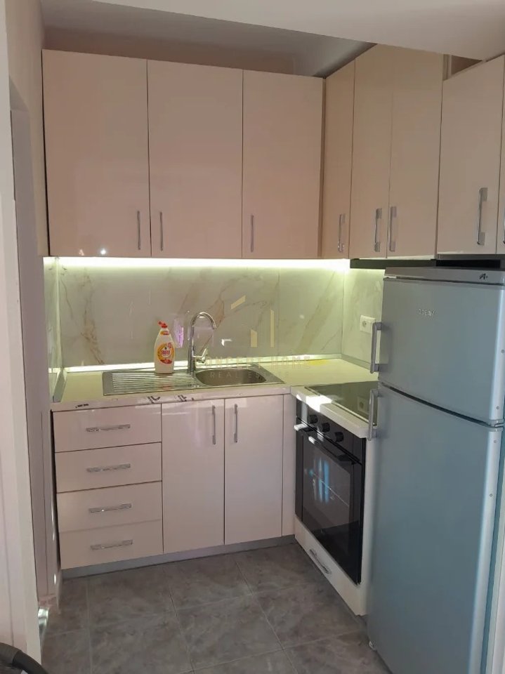 Monolocale in affitto - nel centro di Tirana - 600€ | 45 m²