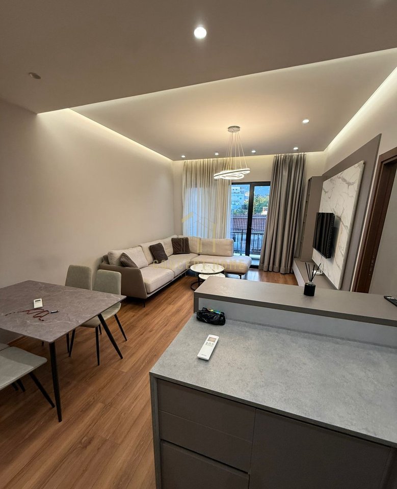 Apartment for rent 2+1+2 at Harlis Complex/Price: 70,000 lek/ month