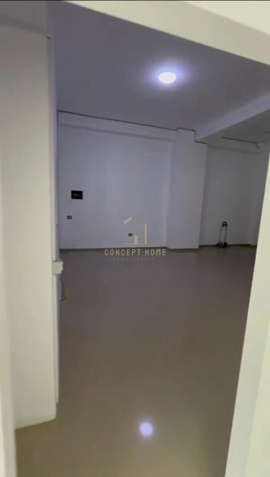 Negozio in Vendita a Yzberisht, Tirana - 250000€ | 125 m²
