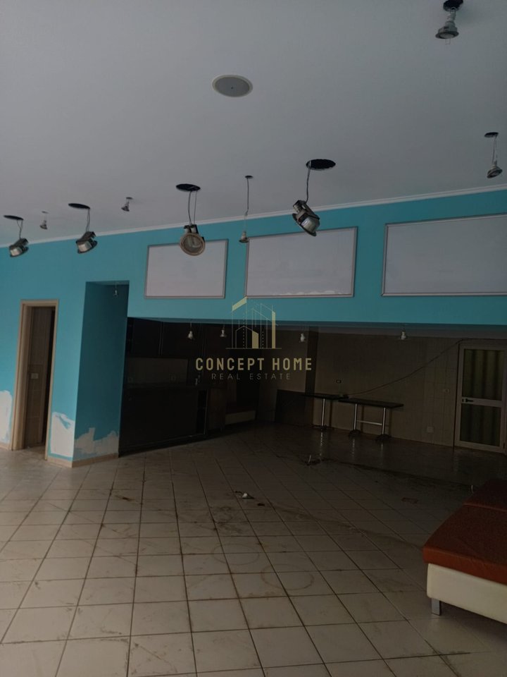 Shop for Rent in Botanical Garden, Tirana - 1000€ | 97 m²