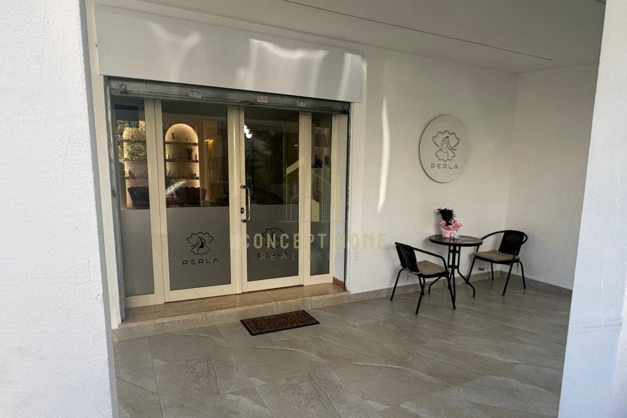 Dyqan me qira në Vasil Shanto, Tiranë - 600€ | 60 m²