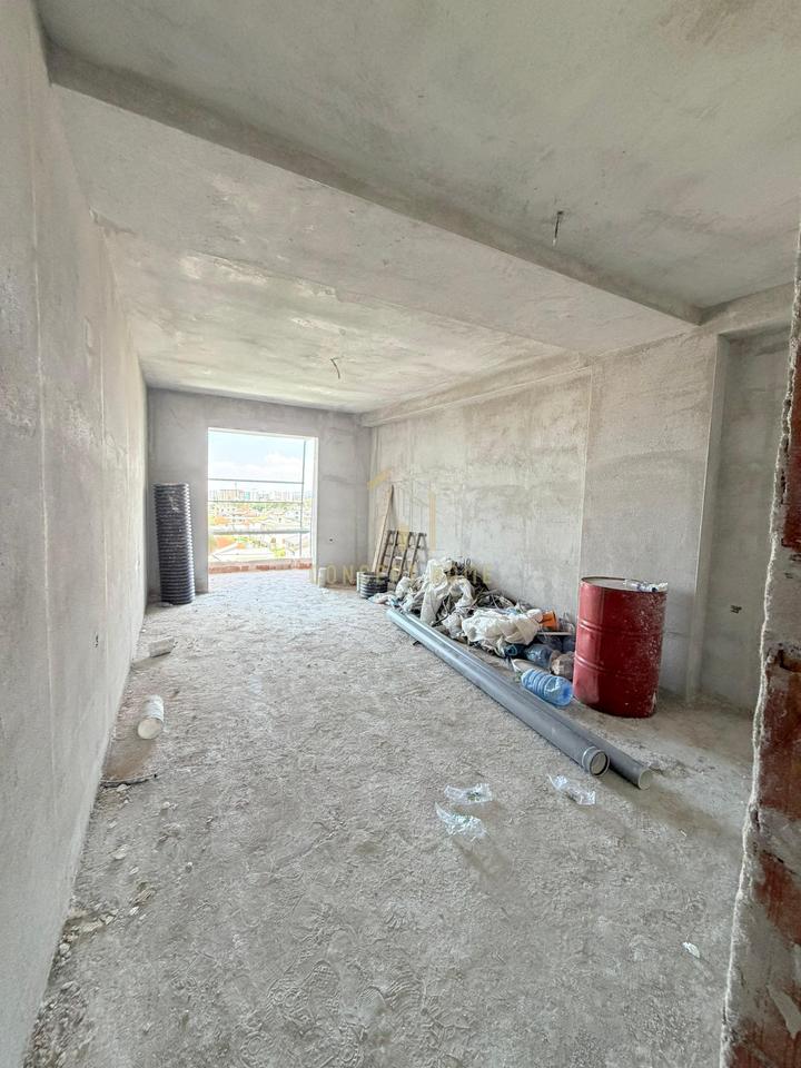Shitet Apartament 2+1 ne Koder Kamez