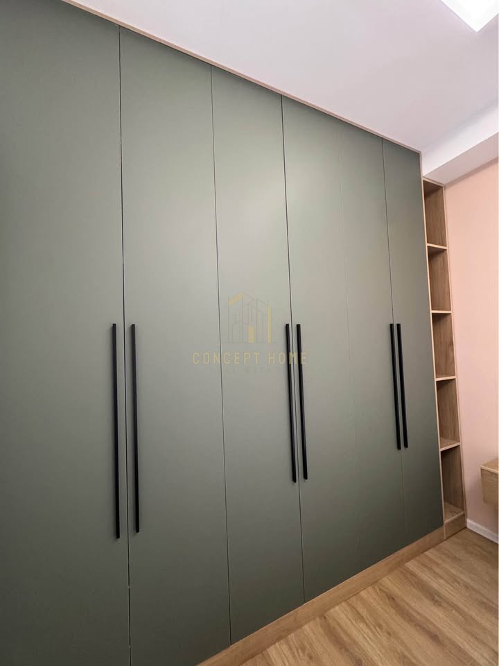 Jepet me qera apartament 1+1+Post Parkimi ne Ali Dem.