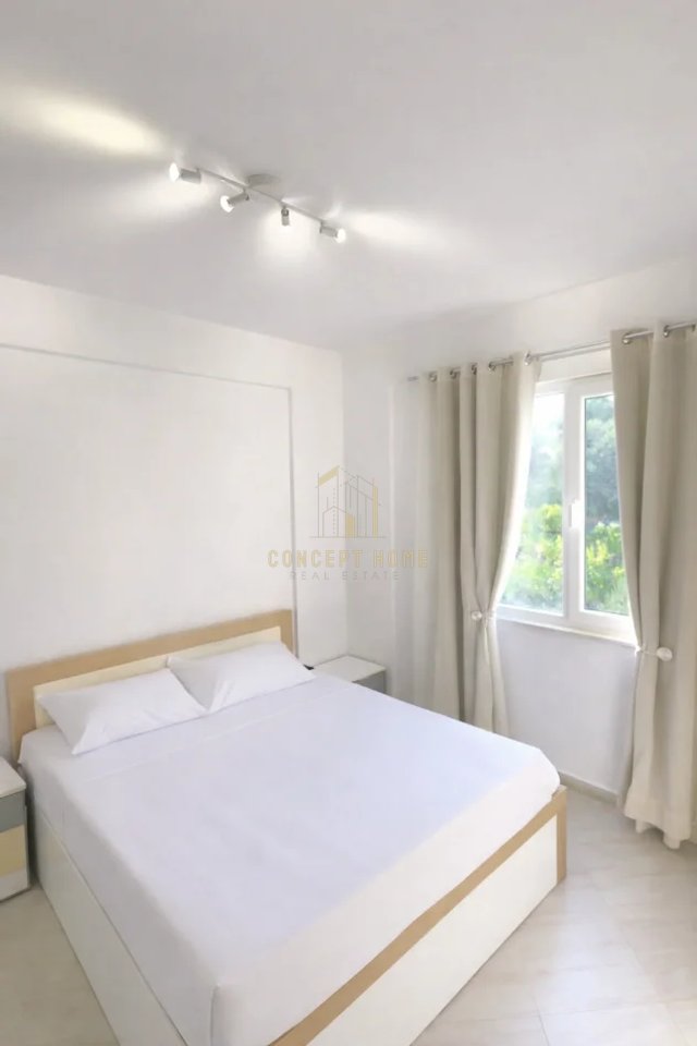 Apartament 3+1 Me Qira në Liqeni i Thatë, Tiranë - 900€ | 100 m²