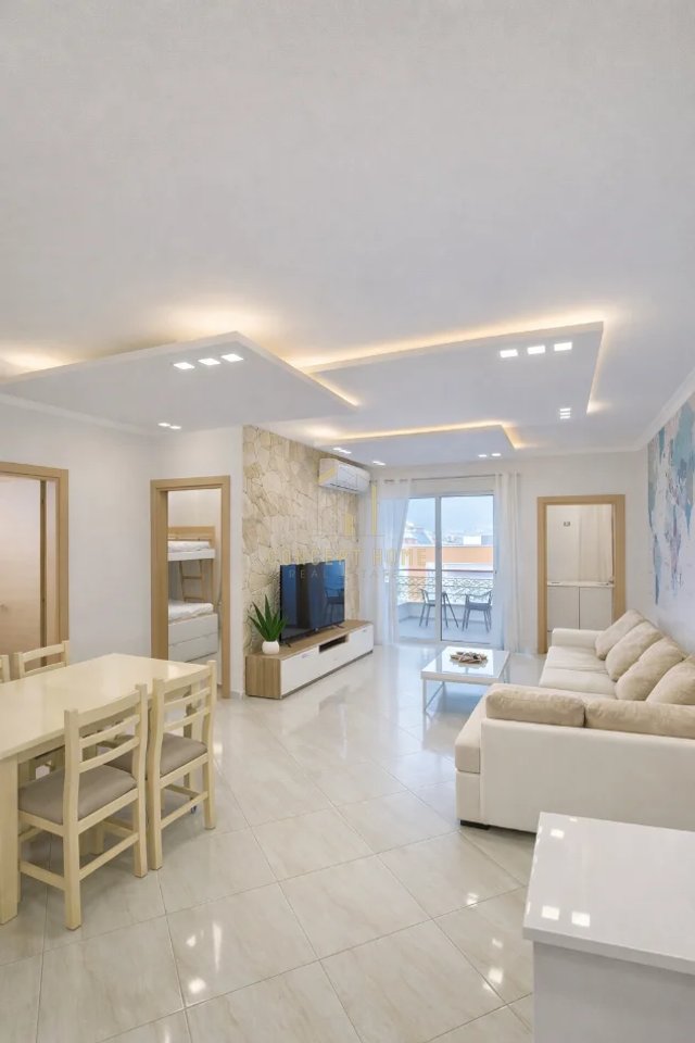 Apartament 3+1 Me Qira në Liqeni i Thatë, Tiranë - 900€ | 100 m²