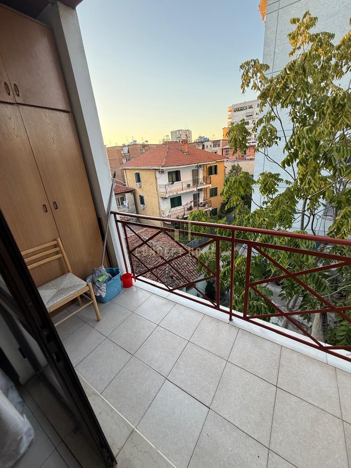 Jepet me qera apartment 1+1 Tek 21 Dhjetori