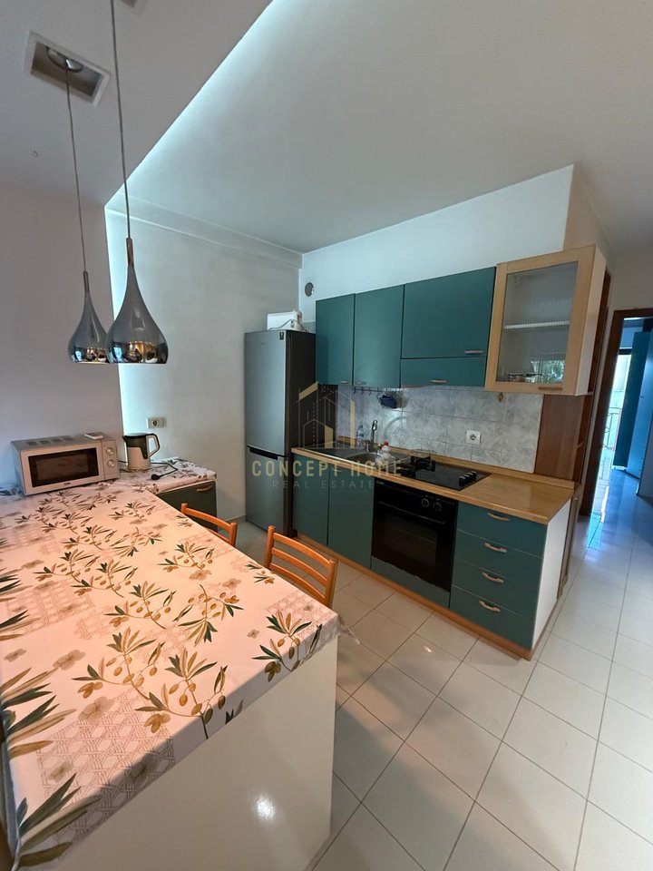 Jepet me qera apartment 1+1 Tek 21 Dhjetori