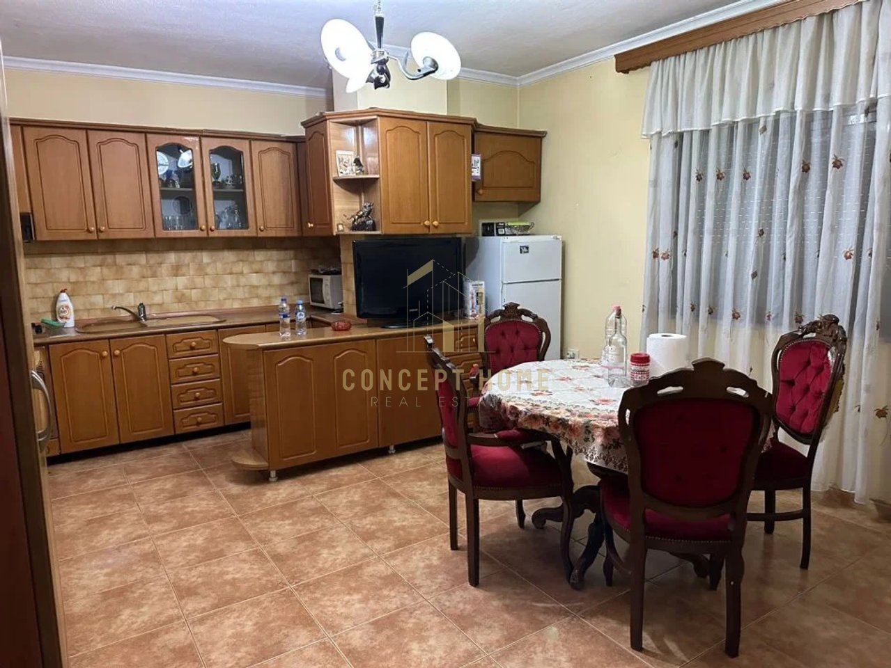 Appartamento 3+1 in Vendita a Bllok, Tirana - 350.000€ | 96 m²