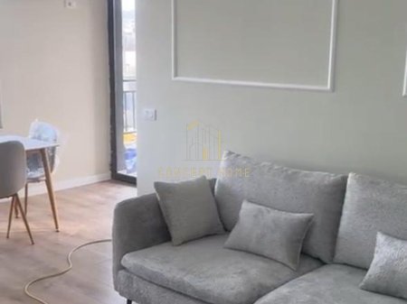 Jepet me qera Apartament 1+1 Prane Doganes