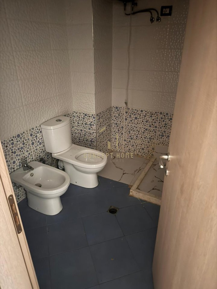 A 2+1+2 apartment is for rent in Porcelan.