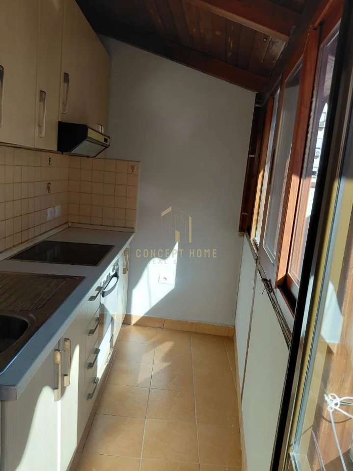 Jepet me qera Apartament 1+1 ne Qender