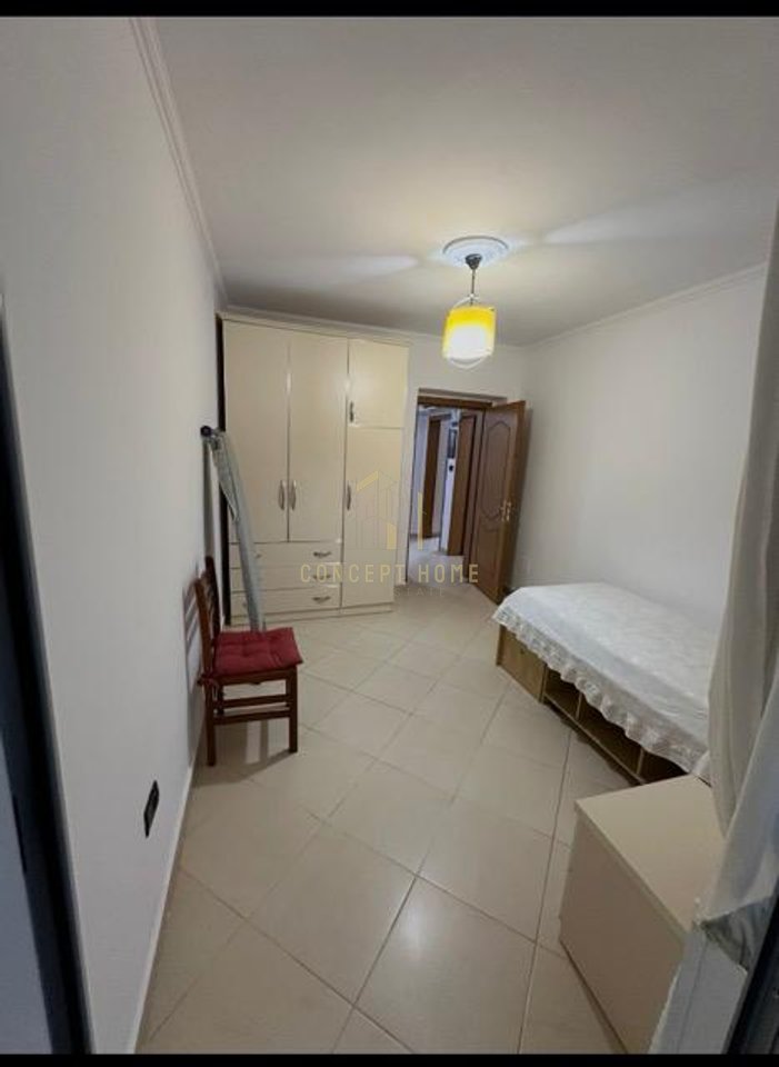 Apartment 2+1 for rent in Xhamllik