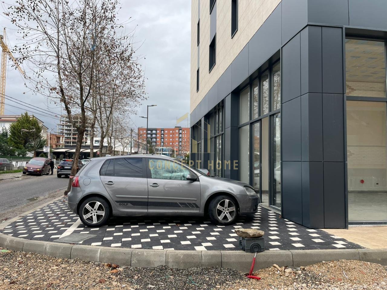 Jepet ambient biznesi me qera ne Paskuqan