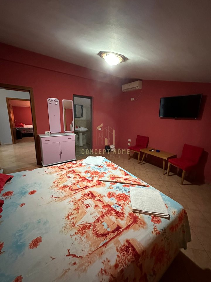 Shitet ndërtesë 3-katëshe "Motel" + Toke ne Vaqarr ( Buze rruges Kryesore ) , Tiranë - 850.000€ | 1159 m²