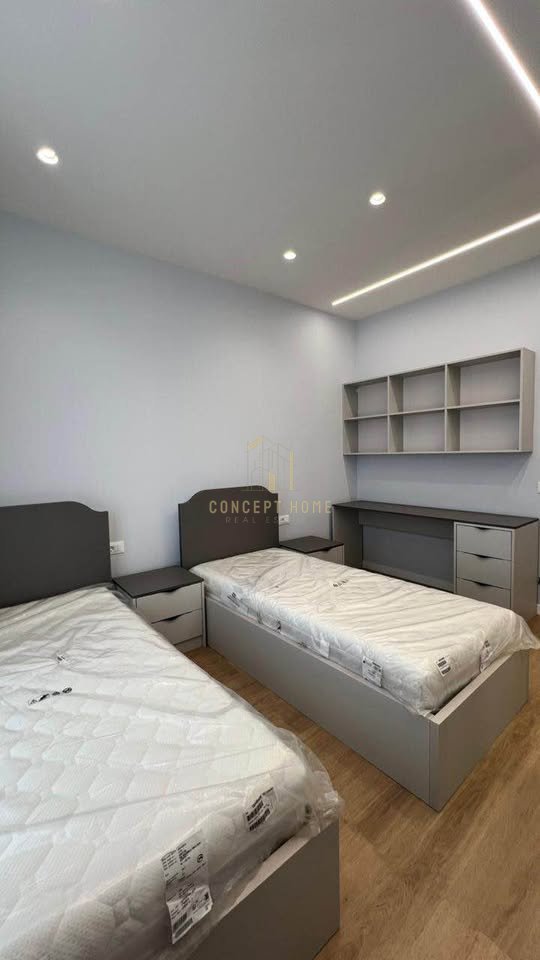 Jepet me Qera  Vile tek Liqeni i Thate