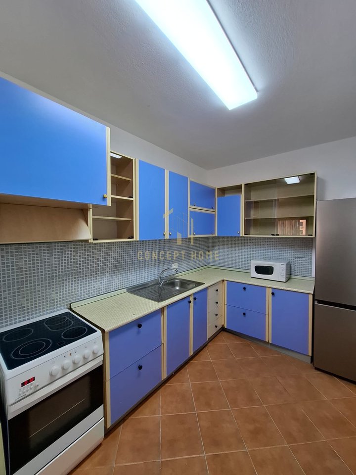 Apartament 2+1 me qera Rruga Kavajes