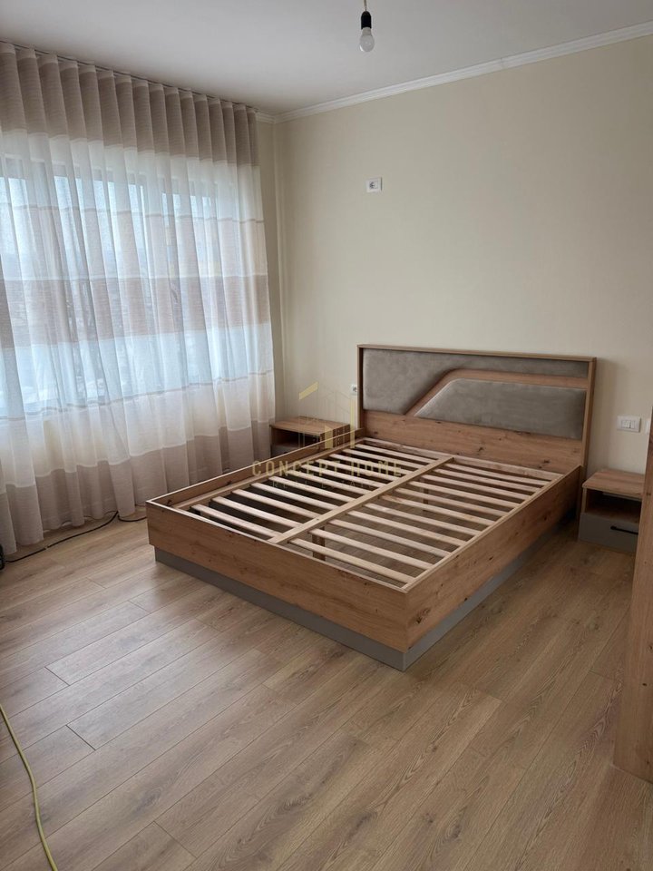 Jepet me qera Apartament 1+1 Prane Doganes