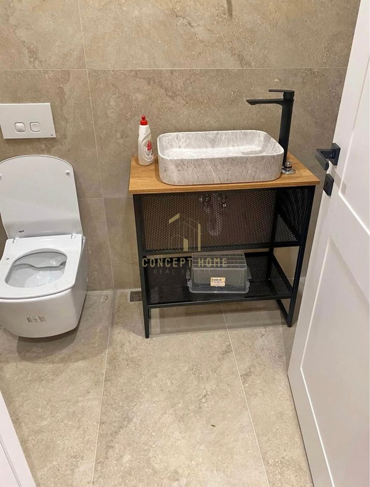 Locali in affitto ad Astir