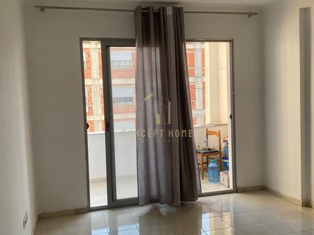 Shitet apartament 2+1 Yzberisht/109.200 euro