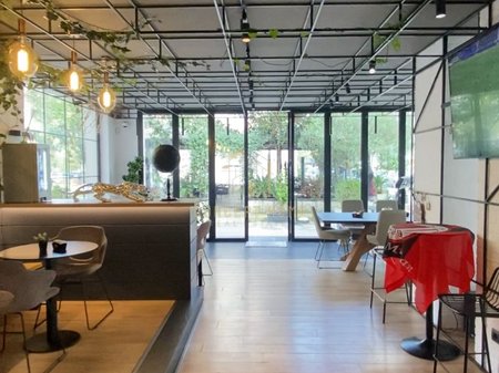 Shitet lokal perball Delijorgjit/360.000 €