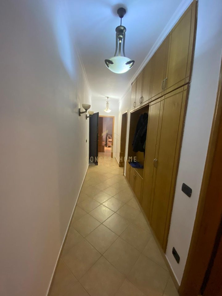 2+1 apartment for rent at Artificial Lake/80,000 lekë